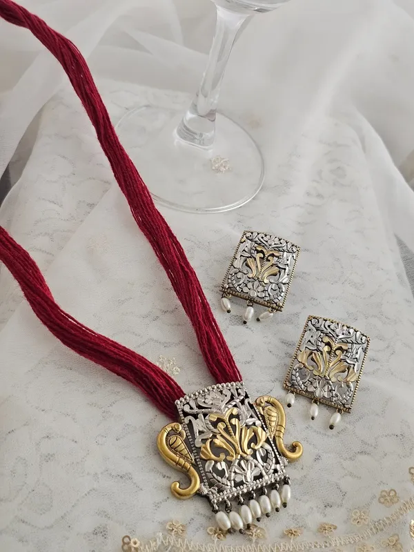 The_Crimson_Royal_Heritage_Set