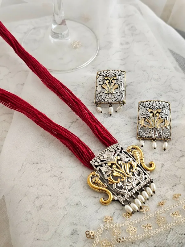 The_Crimson_Royal_Heritage_Set