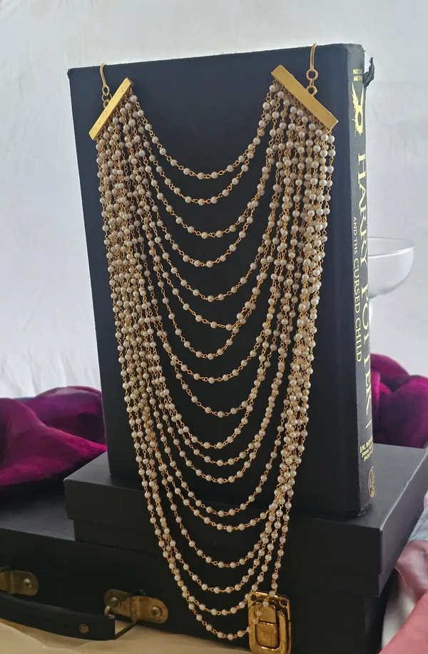 The_Pearl_Blossom_Hairpiece