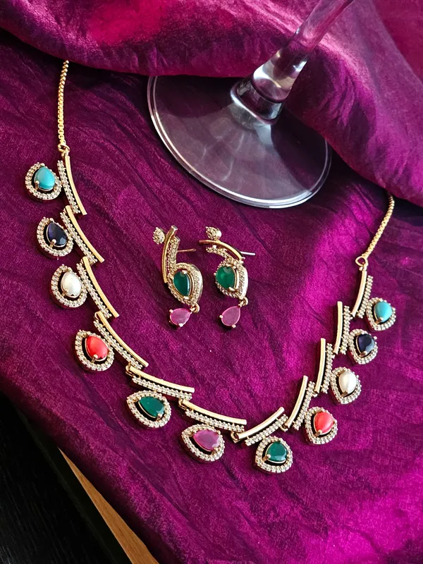 The_Prism_Necklace_Set