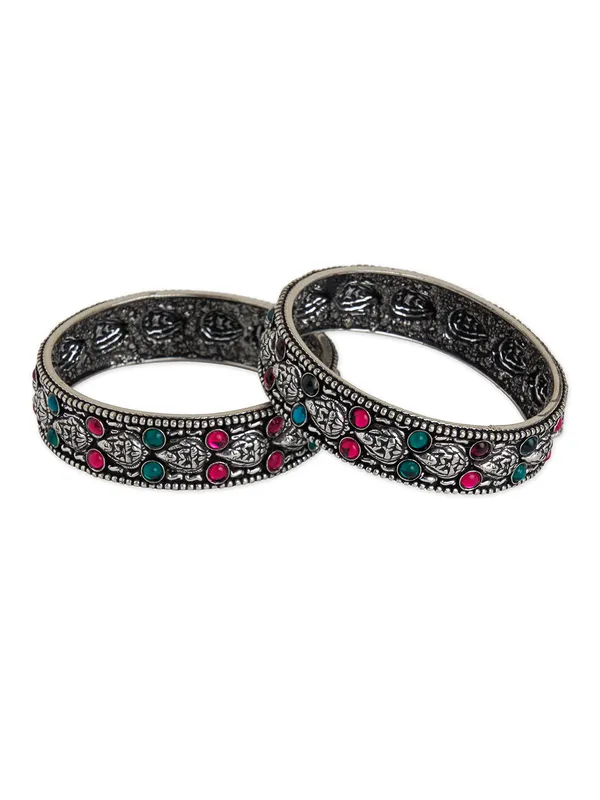 The_Silver_Sleek_Bangle_