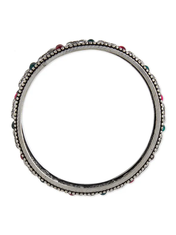 The_Silver_Sleek_Bangle_