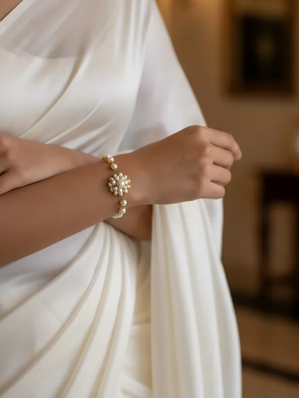 Timeless_Aura_Pearl_Bracelet