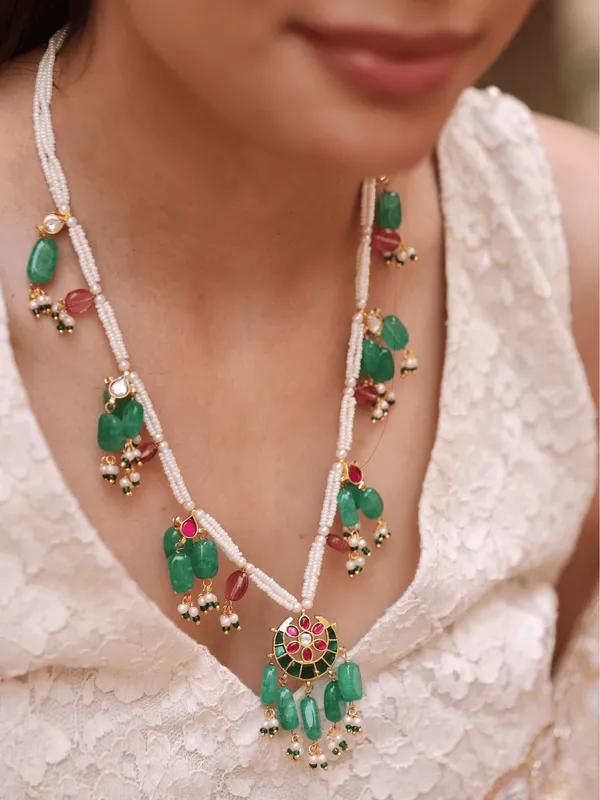 Trivara_Necklace