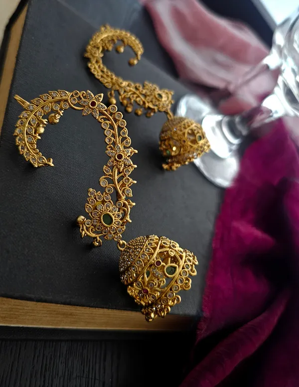 Gilded_Karnaphool_Ghungroo_Jhumka