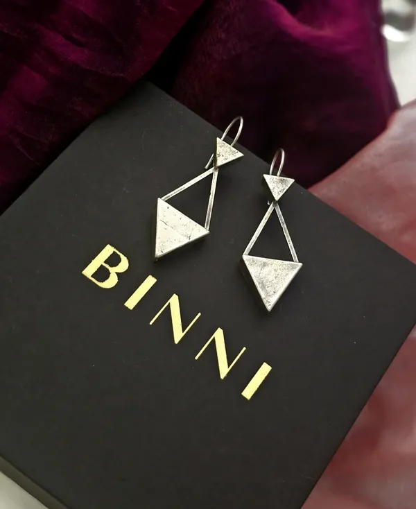 Geometric_Drop_Earrings