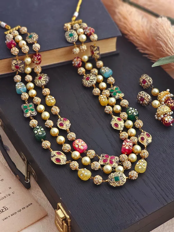 Flare_3_Strand_Quartz_Necklace_Set.