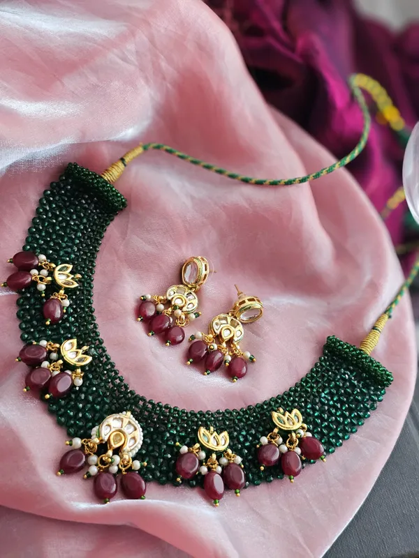 Scarlet_Grace_Necklace_Set