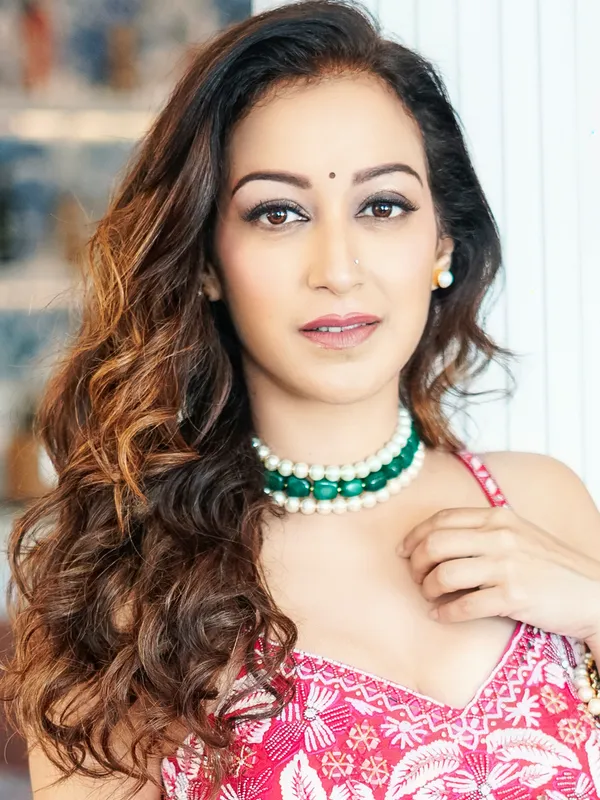Arisha_Pearl_And_Emerald_Quartz_Choker_Set