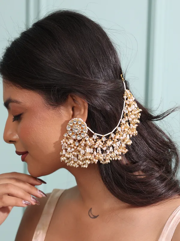 White_Serenity_Pachi_Kundan_Earchain