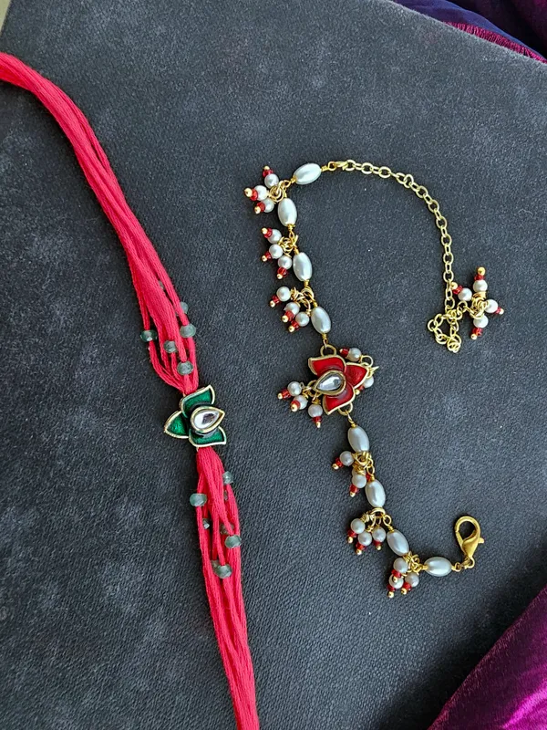 The_Crimson_Blossom_Rakhi_Combo_