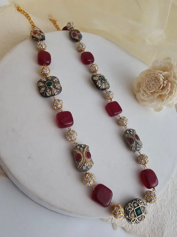 Crimson_Elegance_Necklace