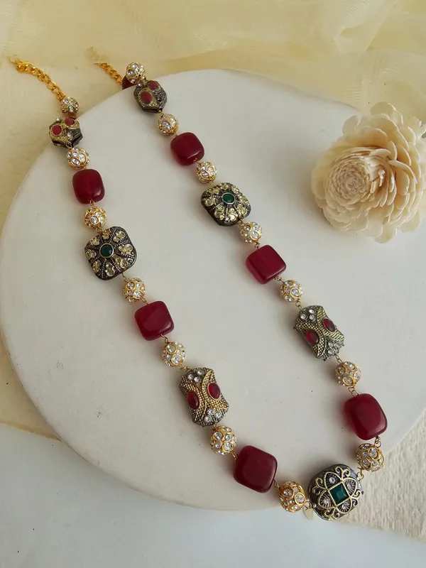 Crimson_Elegance_Necklace