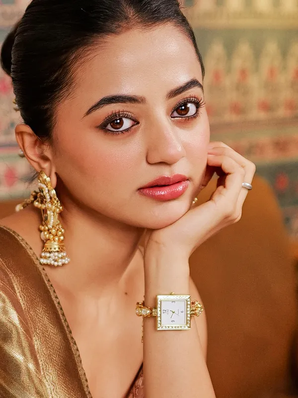 Kundan_Radiance_Square_Dial_Watch