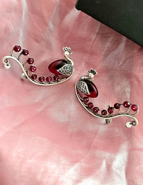 Peacock_Royale_Earcuff