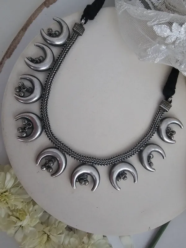 Noctis_Crescent_Moon_German_Silver_Necklace