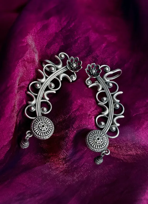 Contemporary_Ear_Cuff_Earrings