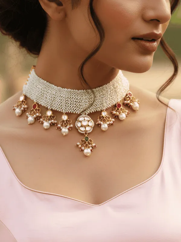 Frost_Veil_Necklace