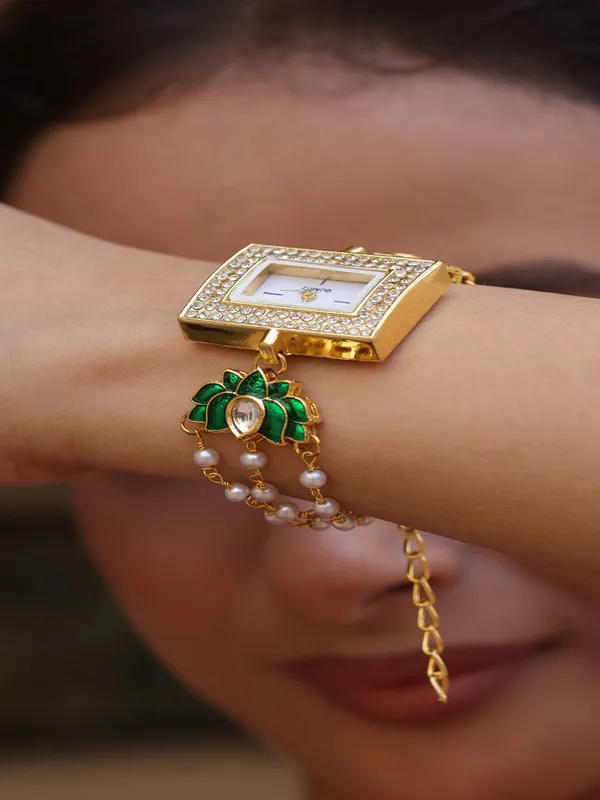 Lotus_Glow_Square_Dial_Watch