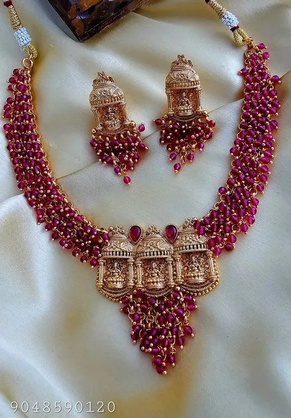 Laxmi_Rani_Wine_Beaded_Necklace_Set