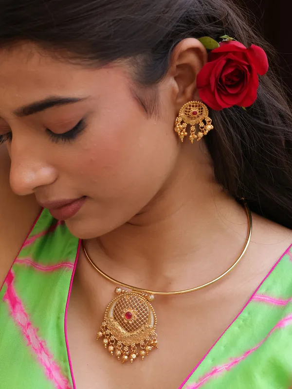 Ruby_Glow_Hasuli_Pendant