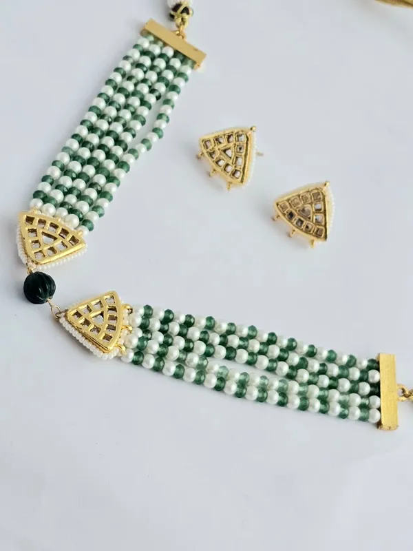 Mehreen_Green_Onyx_Kundan_Choker_Set