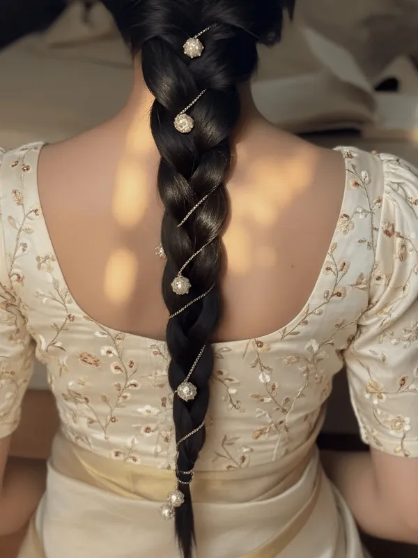 Lustre_Locks