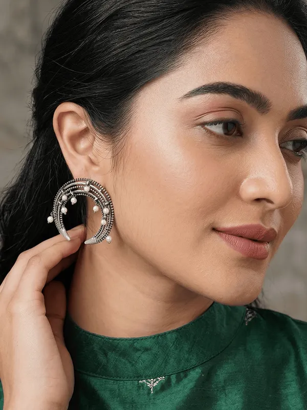 Crescent_German_Silver_Stud_Earrings
