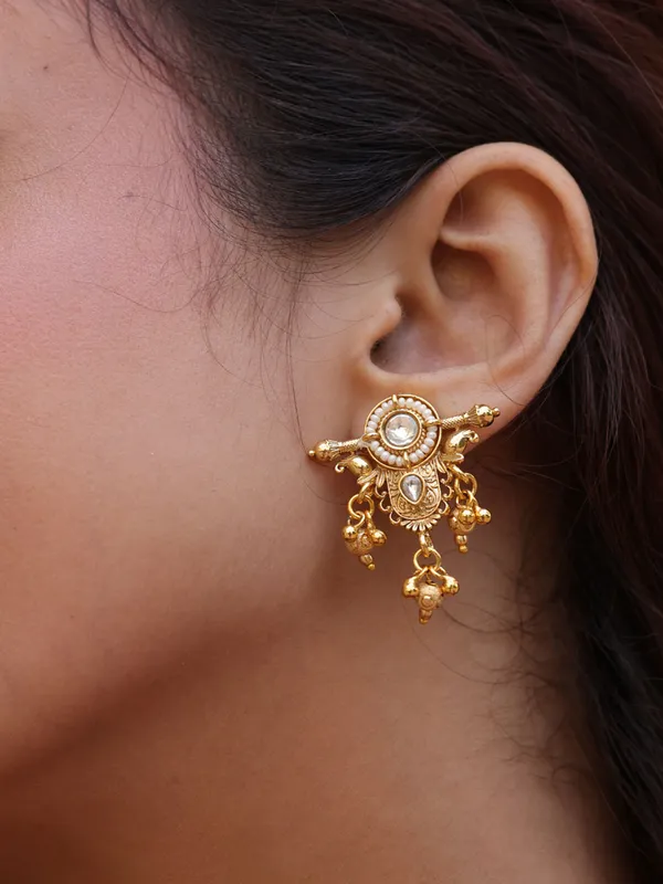 Kundan_Glow_Hasuli_Set