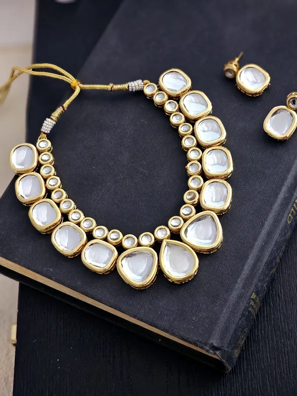 Riyana_Handmade_Traditional_Kundan_Necklace_Set