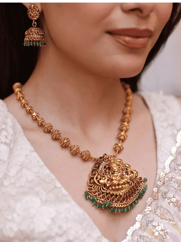 Divine_Lakshmi_Brass_Necklace_Set