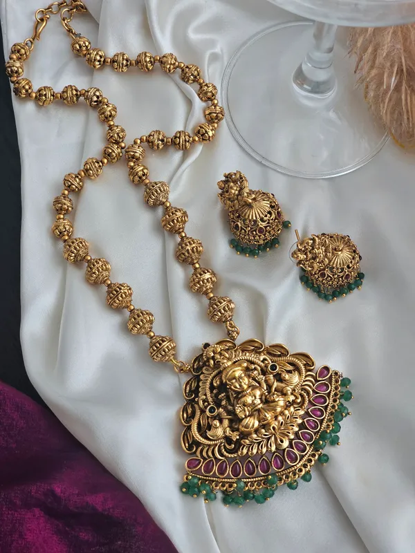 Divine_Lakshmi_Brass_Necklace_Set