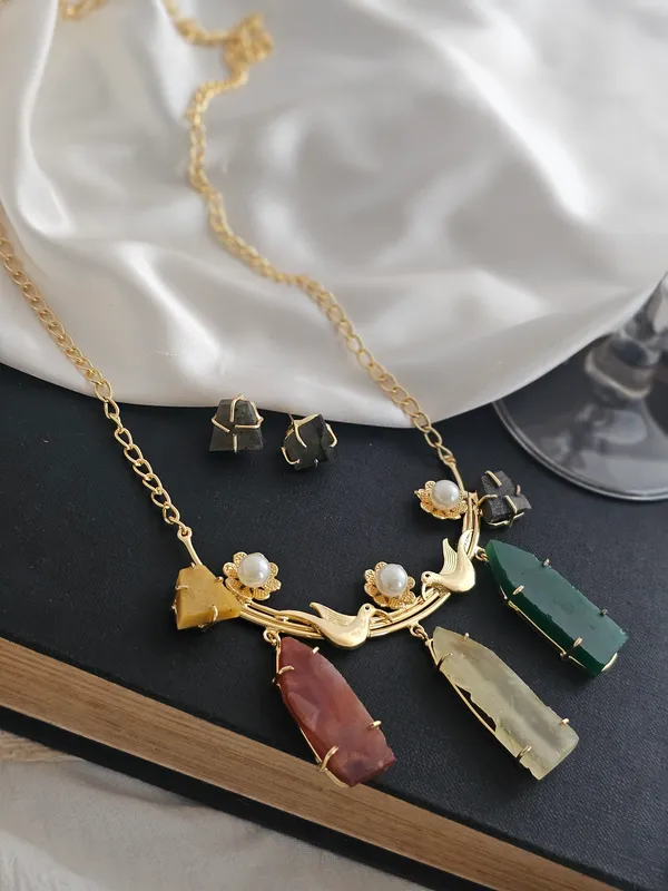 Chain_pendant_Ruffy_Stone_Necklace_Set