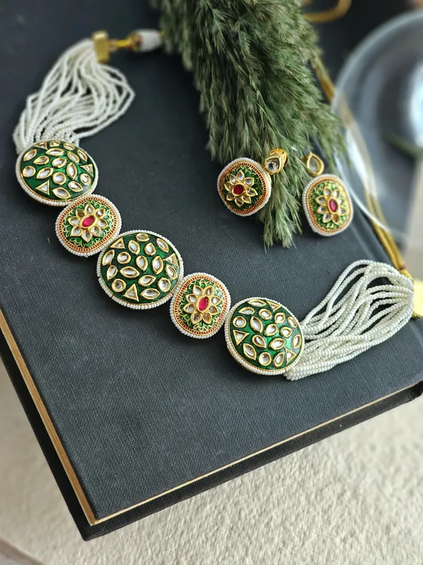 Aanya_Handmade_Kundan_Choker_Set