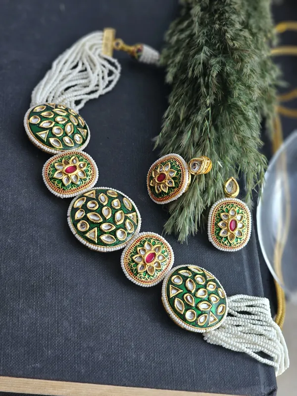 Aanya_Handmade_Kundan_Choker_Set