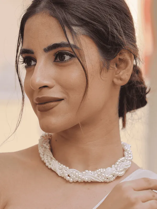 Liora_Pearl_Necklace