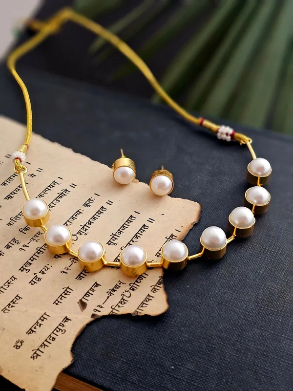 Semi-Precious_Pearl_Necklace_Set