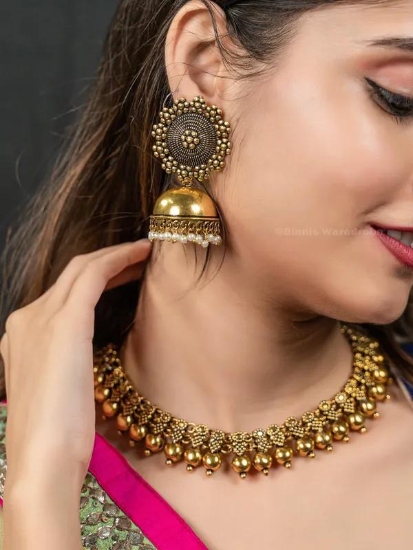 BINNI Binnis Wardrobe Tarini Golden Necklace Set Price in India