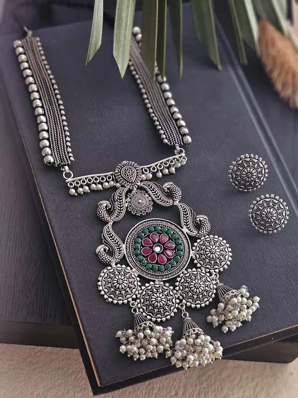 Women_Silver__Maroon_Kundan_Oxidised_Jewellery_Set