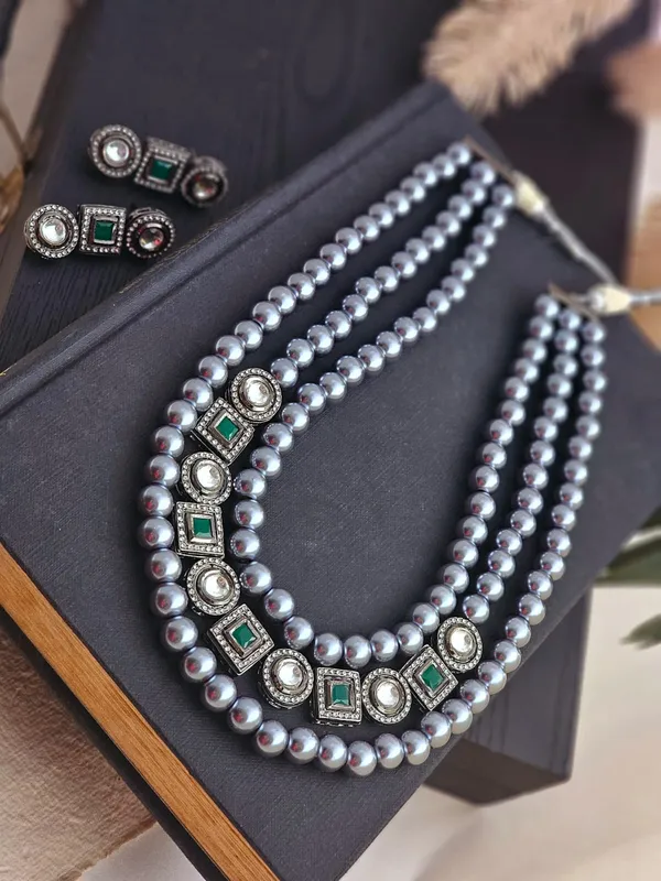 Shubi_3_Strand_Semi_Precious_Pearl_Necklace_Set.