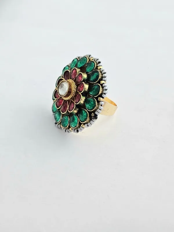 Sahin_Kundan_Ring