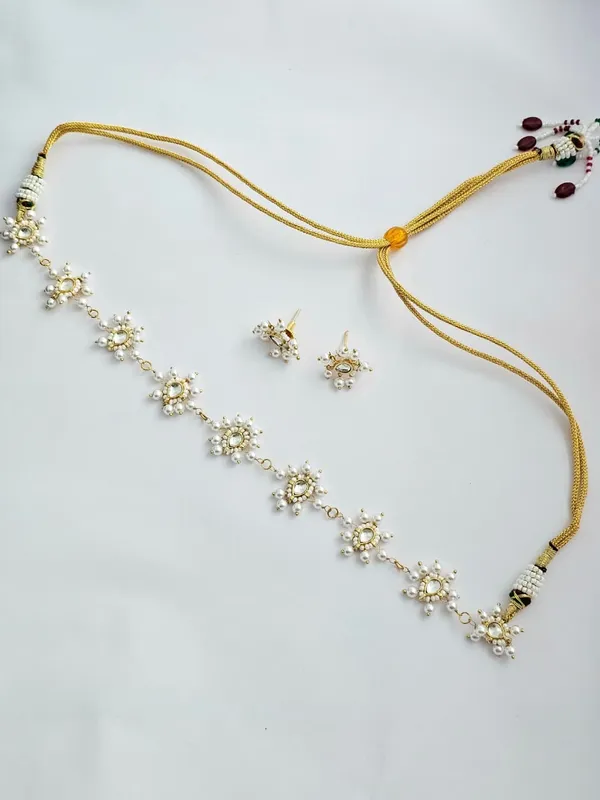 Lustral_Pachi_Kundan_Choker_Set