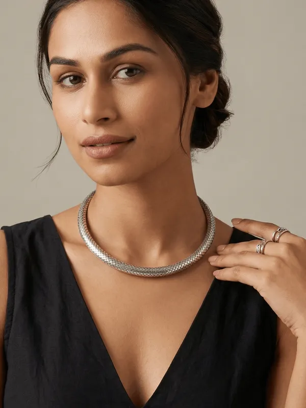 German_Silver_Quilted_Pattern_Hasuri_Necklace
