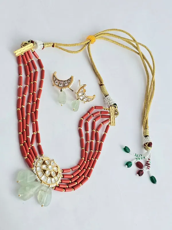 Scarlet_Prism_Choker_Set