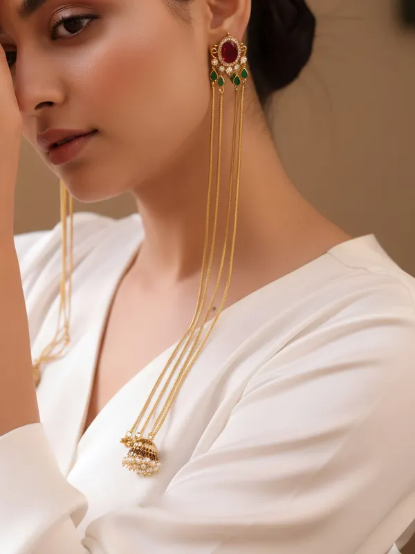 Scarlet_Gleam_Chain_Earrings