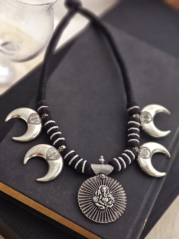 Silver_Plated_And_Black_Ganpati_Moon_Antique_Jewllery_Set