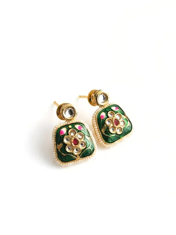 Meadow_Charm_Carved_Earrings