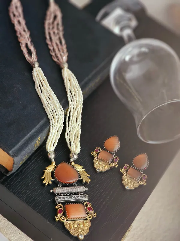 Set_of_Gold-Toned__White_Brass_Choker_Necklace__Earrings