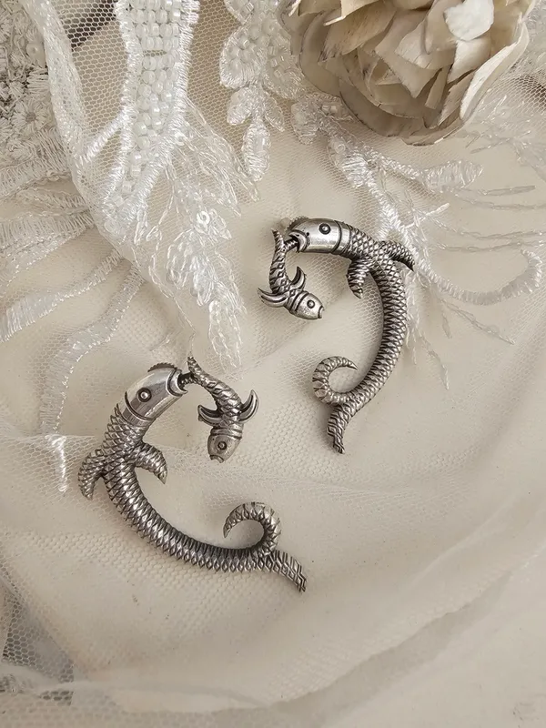 Quirky_German_Silver_Fish_Stud_Earrings