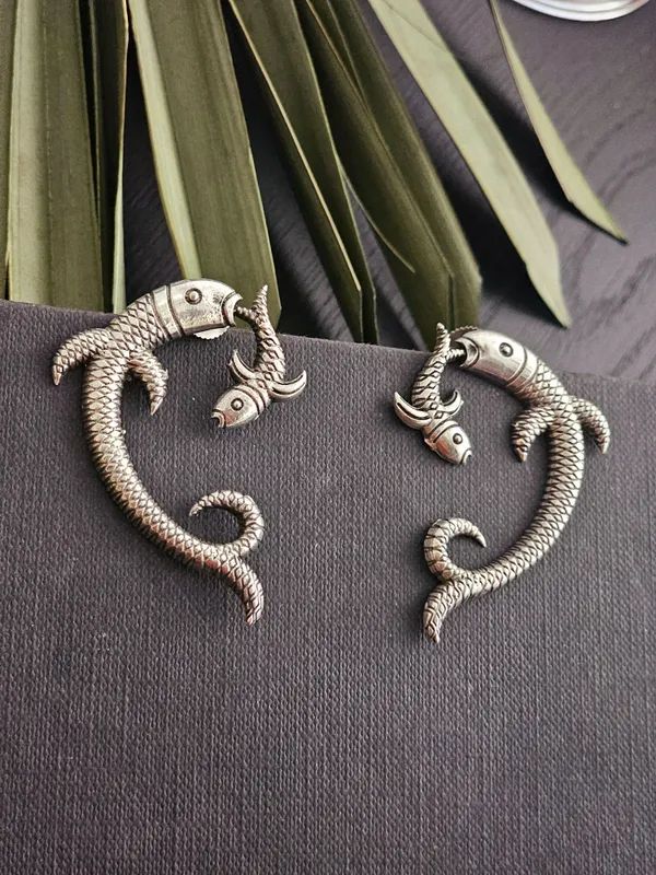 Quirky_German_Silver_Fish_Stud_Earrings
